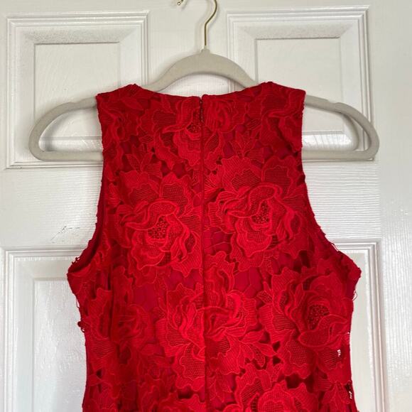 J. CREW Collection Luxe Lace Dress Party Red Size 2 Sheath Floral Rose - Picture 8 of 9